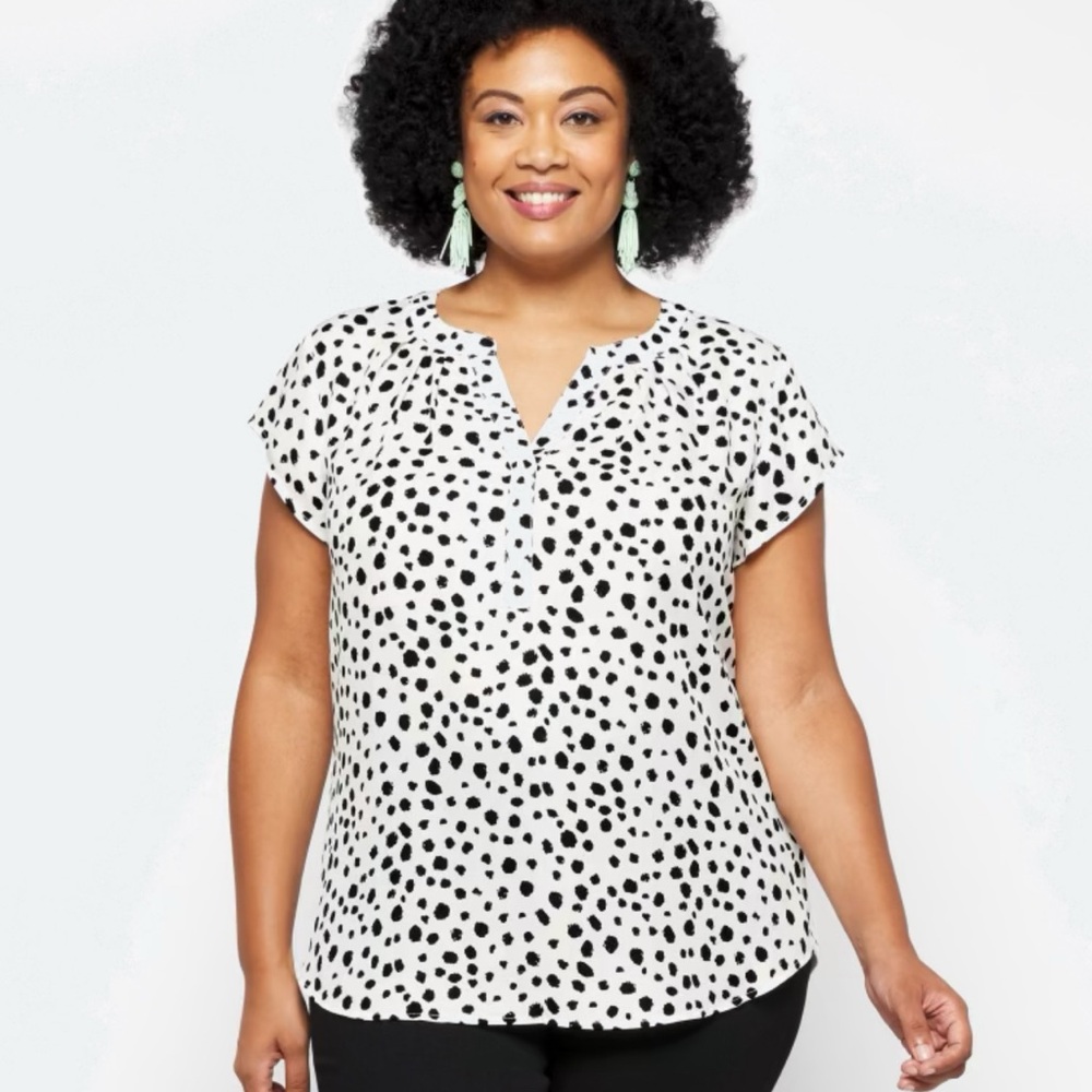 Papermoon Black and White Cap Sleeve Notched Collar Blouse